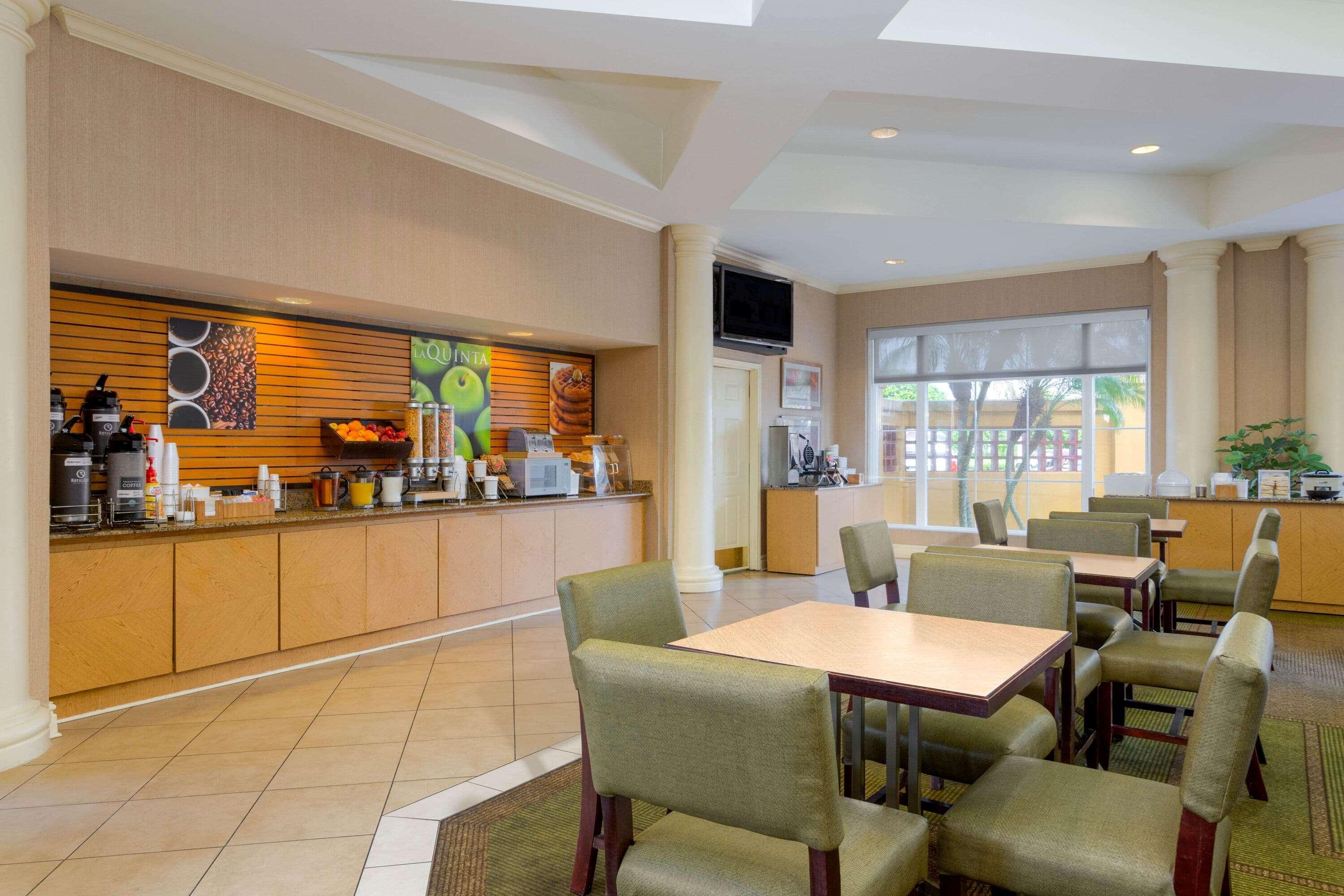La Quinta By Wyndham Lakeland West Exterior foto
